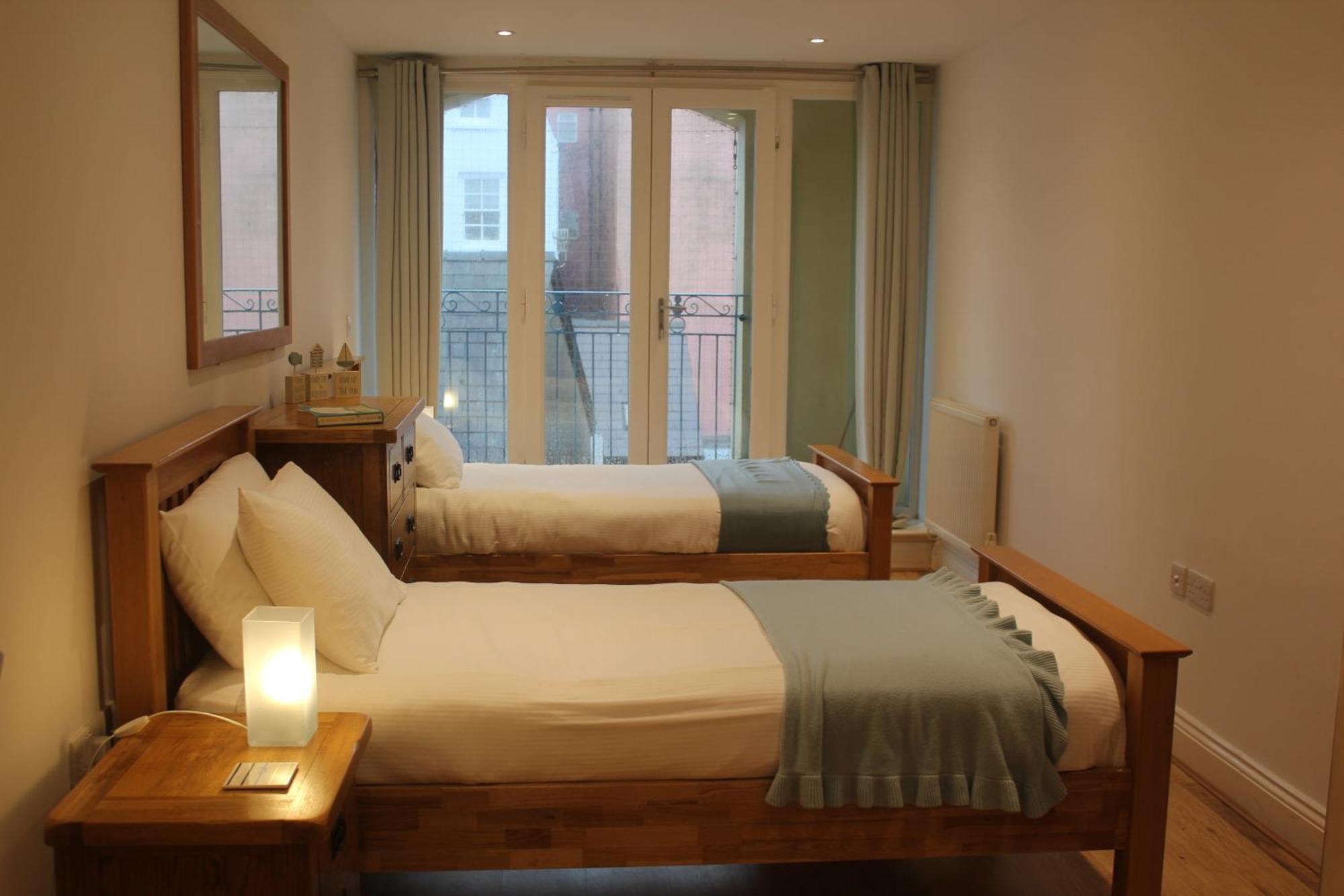 Stylish Flat In Central Tenby & Free Parking エクステリア 写真